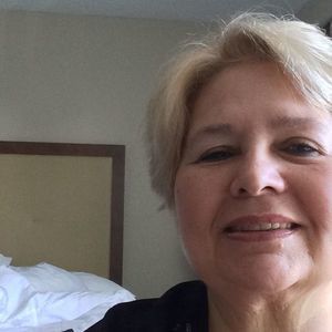 Meet your Posher, Debbie